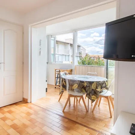 Apartamento In With Open-air Parking Agde